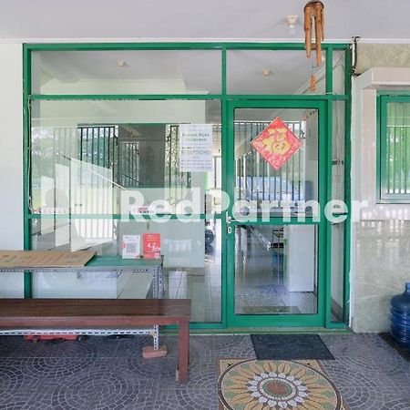 Pondok Hijau Syariah Mitra Reddoorz At Citraland Surabaya Kültér fotó