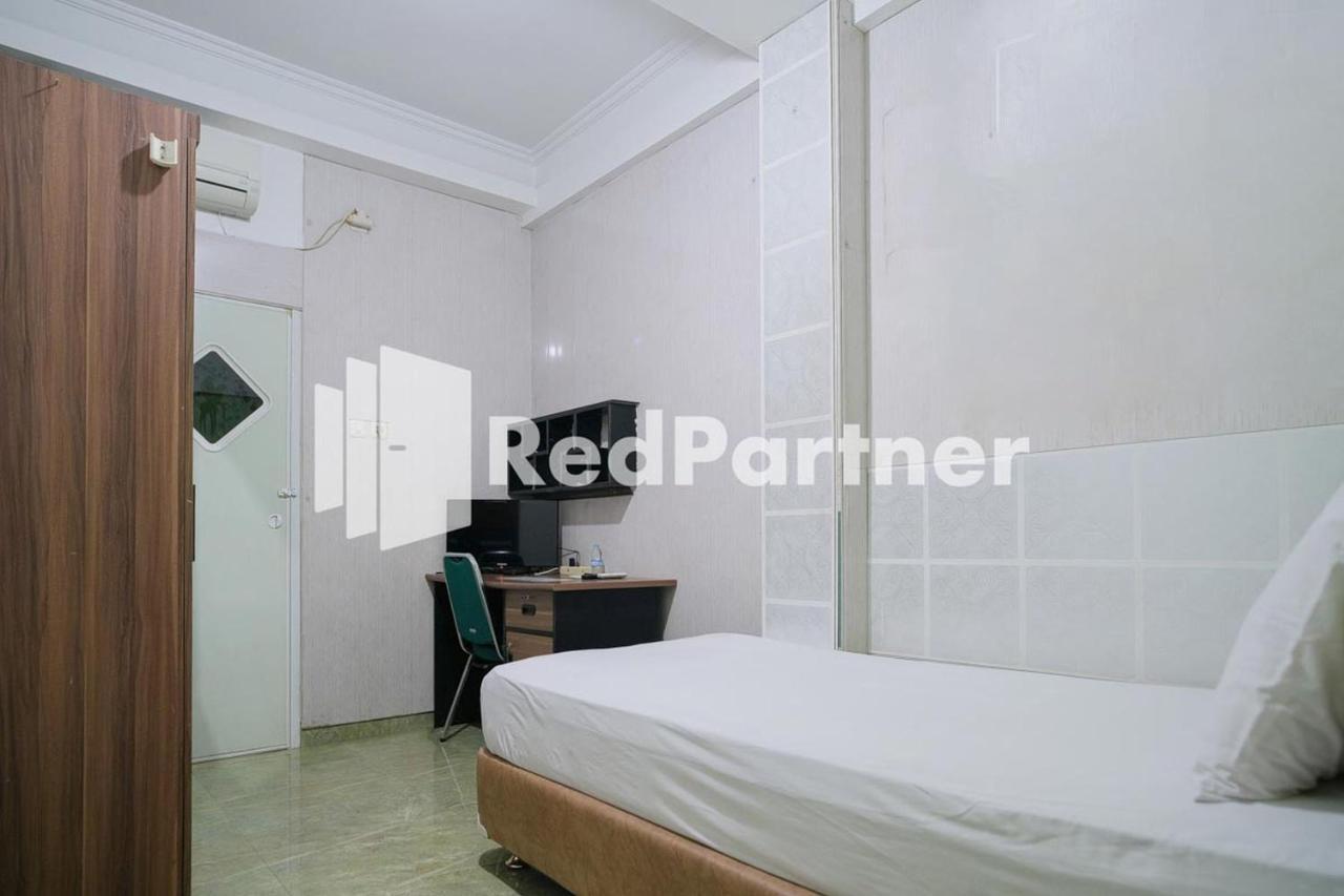Pondok Hijau Syariah Mitra Reddoorz At Citraland Surabaya Kültér fotó