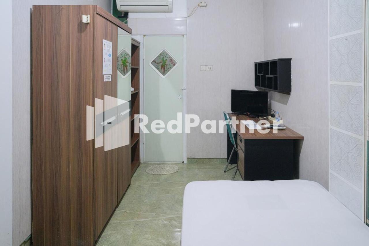 Pondok Hijau Syariah Mitra Reddoorz At Citraland Surabaya Kültér fotó